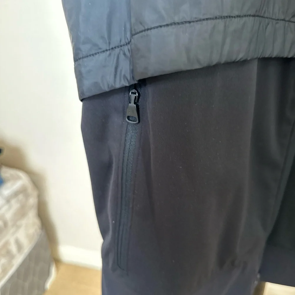 NEW WT UNDER ARMOUR COLDGEAR REACTOR‎ RUN VEST BLACK SIZE LARGE SLEEVLESS